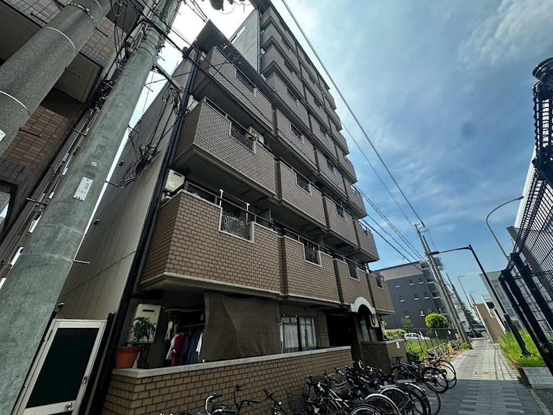 クレアドル芦屋西の外観