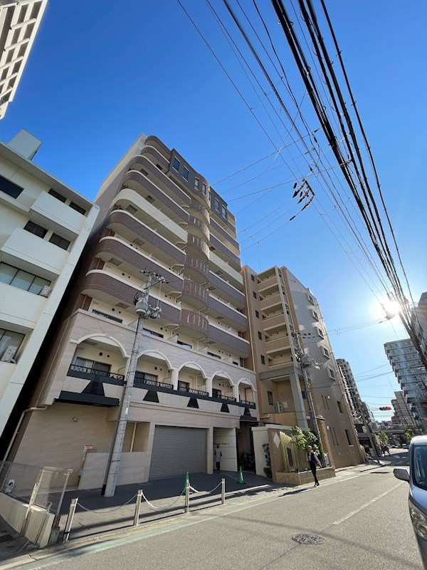 サンレムート江坂1stの外観