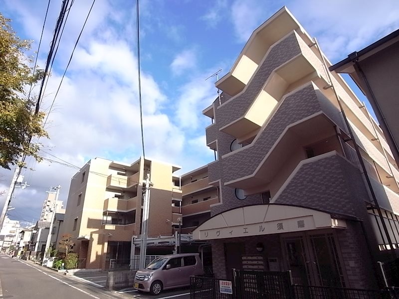 リヴィエル須磨の外観