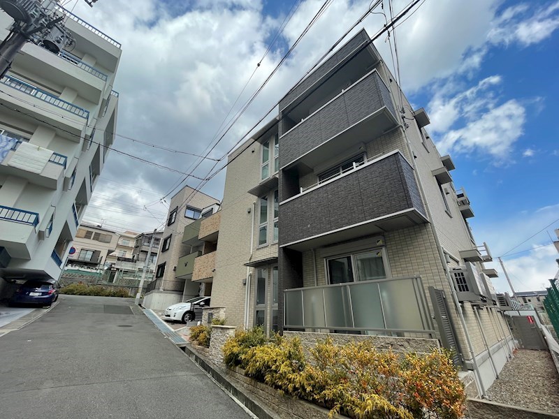 ラフォレア甲南山手の外観