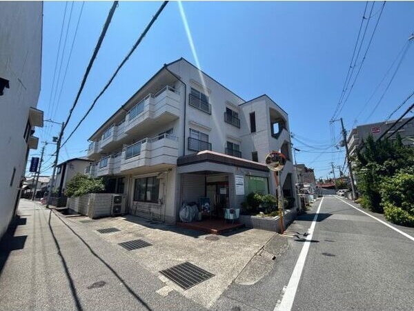城西ハイツの外観