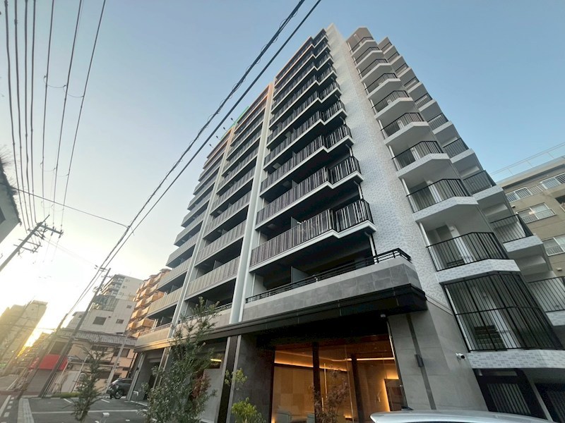 スプランディッド新大阪VIの外観