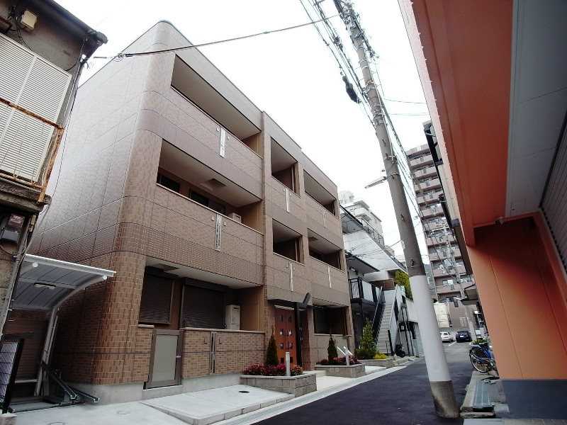 アヴァンティ三宮の外観