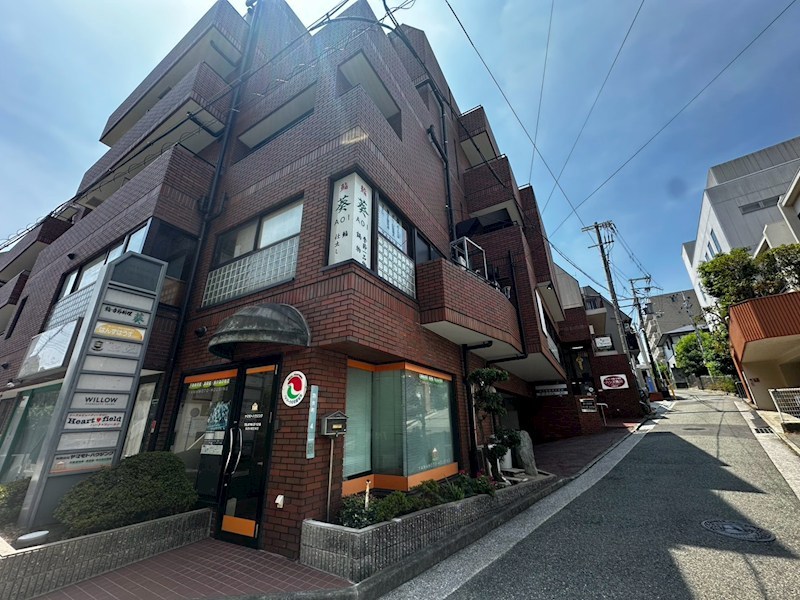 夙川羽衣町パーク・ハイムの外観
