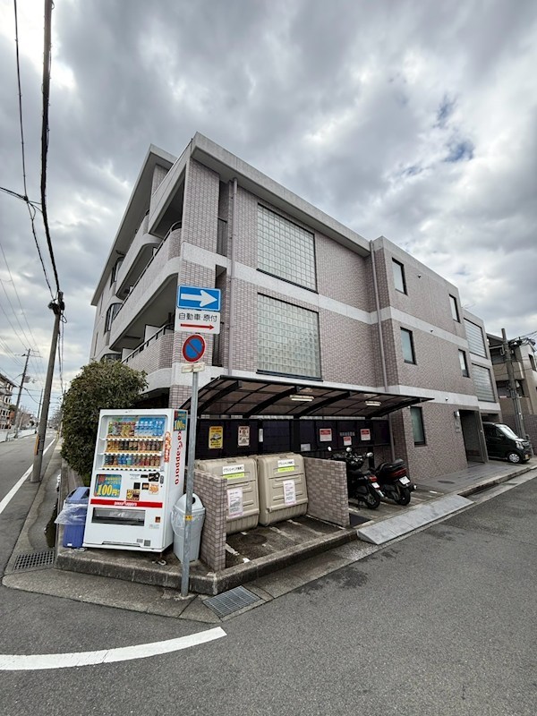 グランシャリオ南塚口の外観