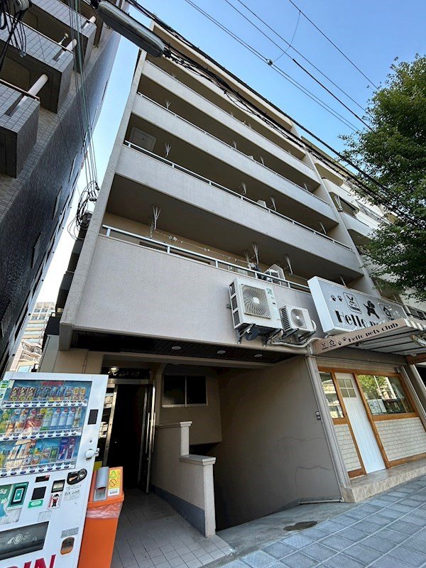 サングリーンハイツの外観