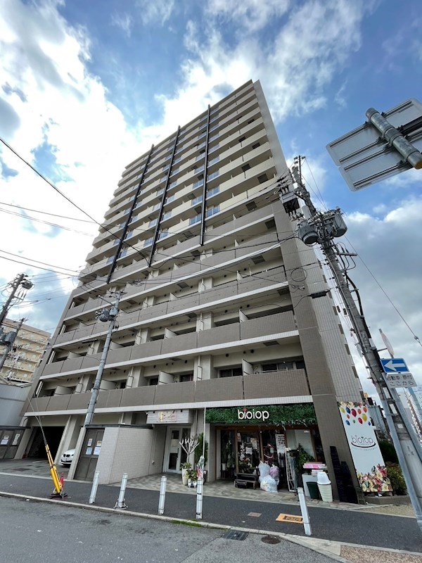 パークフラッツ尼崎の外観