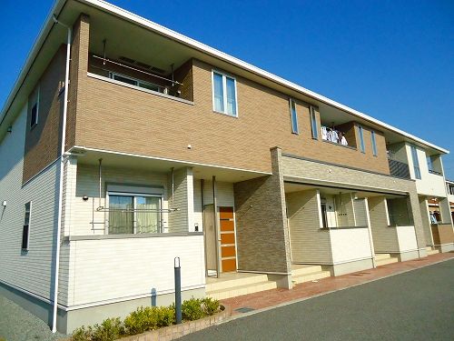 モンシェリー御立A棟の外観