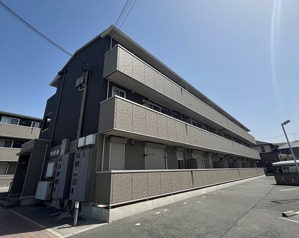 ノア東山B棟の外観
