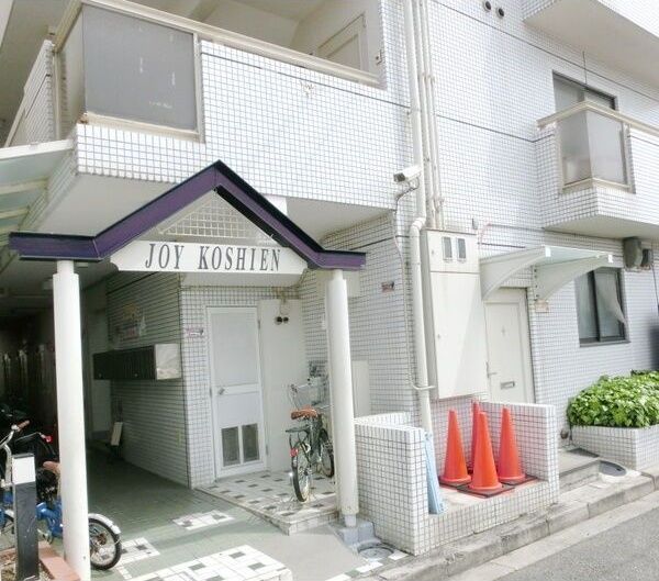 ジョイ甲子園の外観