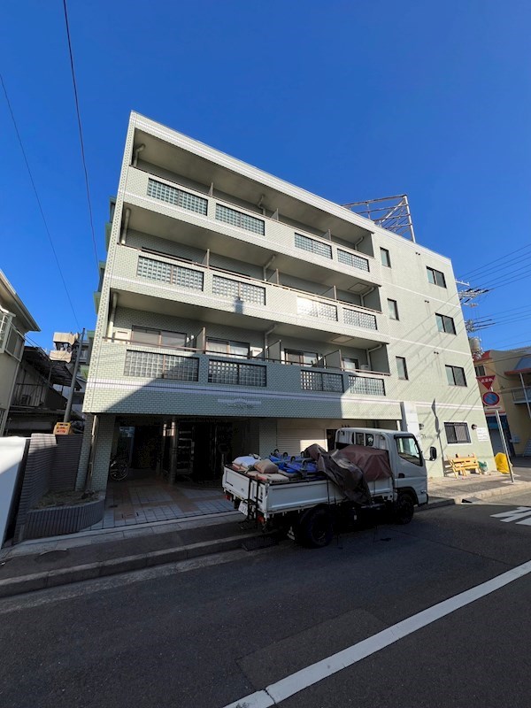 アート永和青木の外観