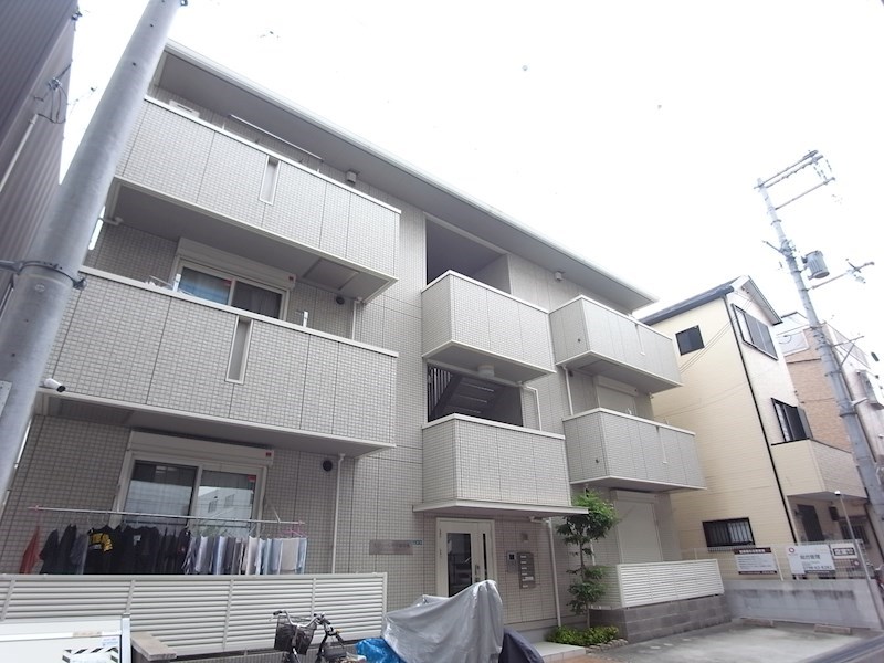 セジュール甲子園春風の外観
