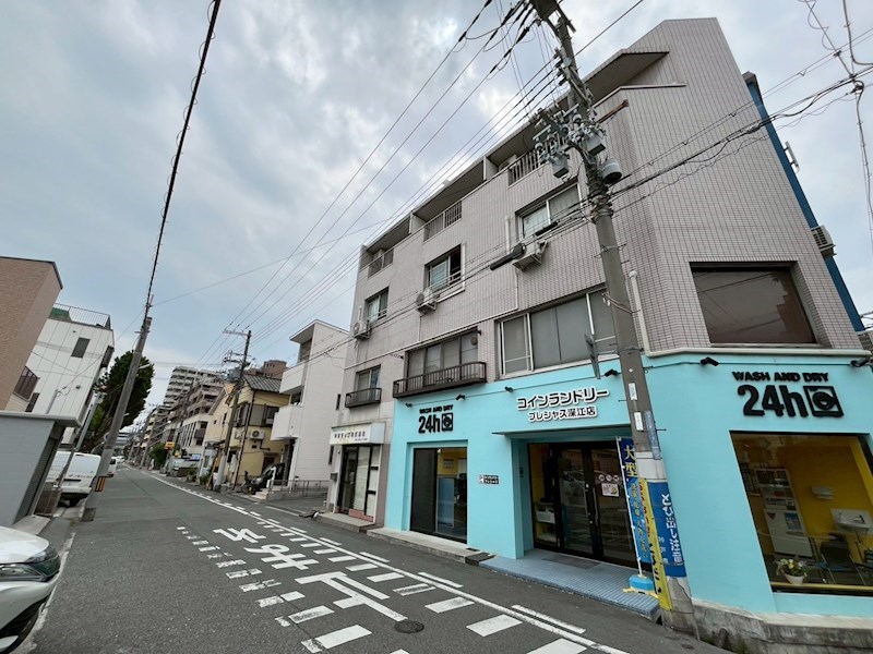 パレス上原の外観
