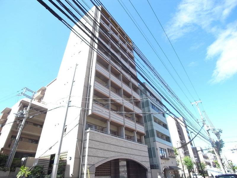 ダイドーメゾン神戸六甲の外観