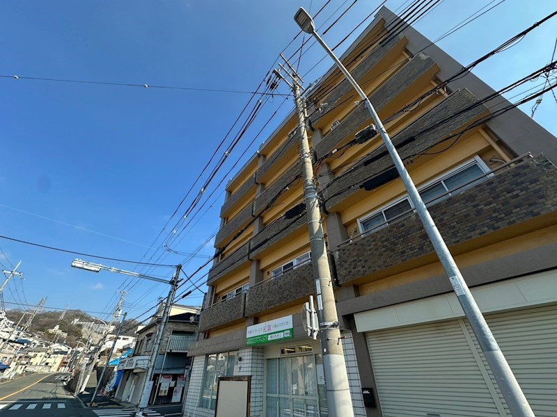 ラムール長田の外観