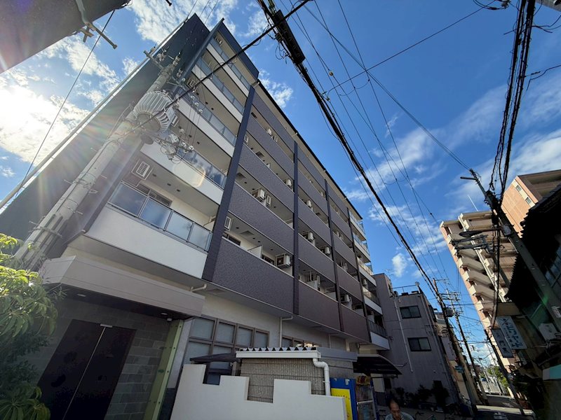 十三本町ウインズマンションIIの外観