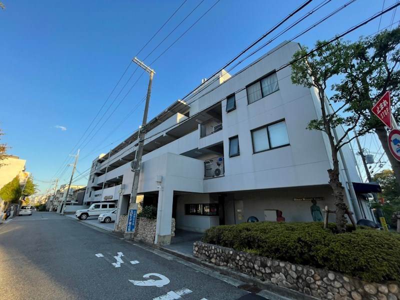 ベッサーボーネン芦屋の外観