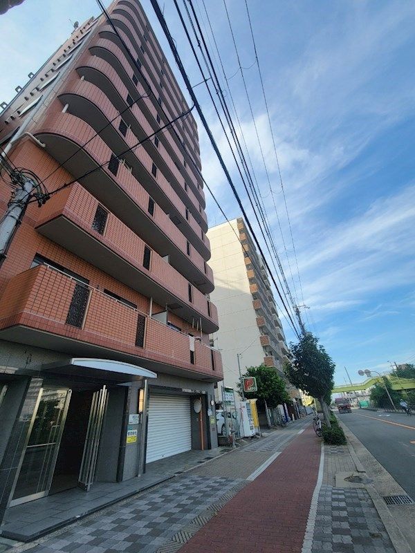 レクシア新大阪の外観