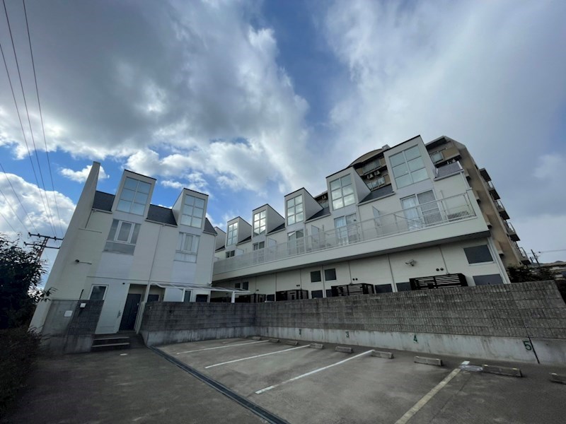 ヴィアノ芦屋親王塚の外観