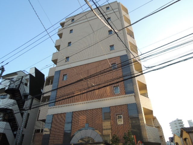 サンパレス駒込壱番館の外観