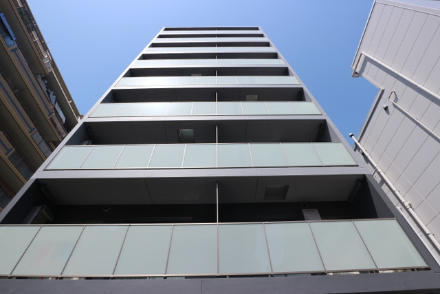 グランカーサ日暮里の外観