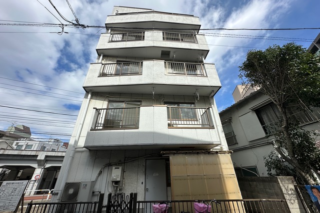 エトワール西日暮里の外観
