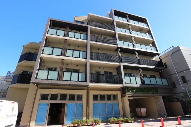 レジディア千駄木の外観