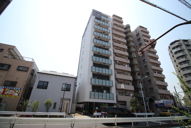 オリーブマンション荒川の外観