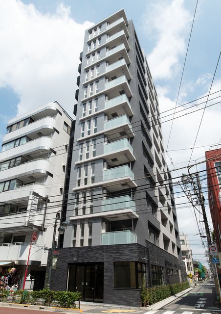 クレヴィアリグゼ日暮里の外観