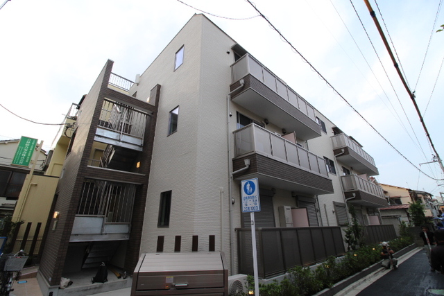 COSMOSの外観