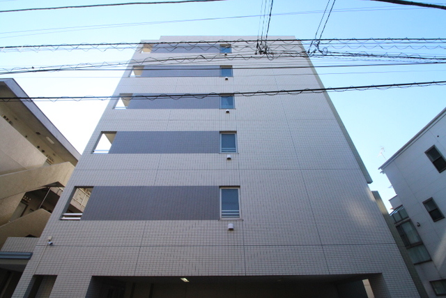 アヴァンタージュの外観