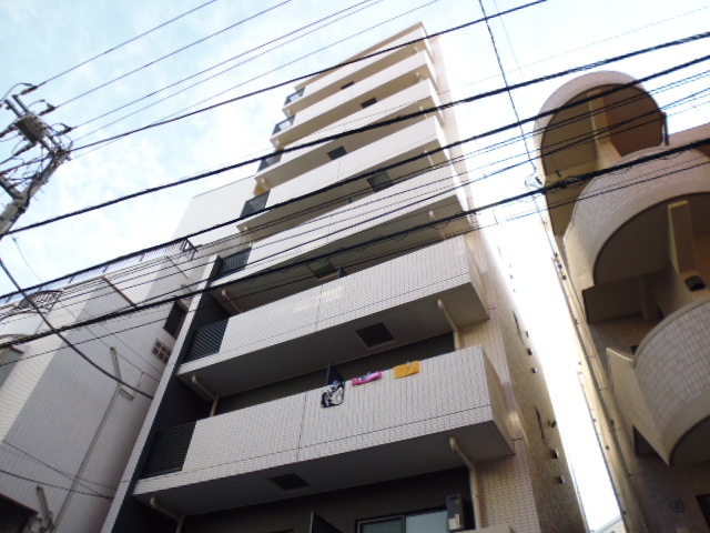 フェルクルール上野根岸の外観