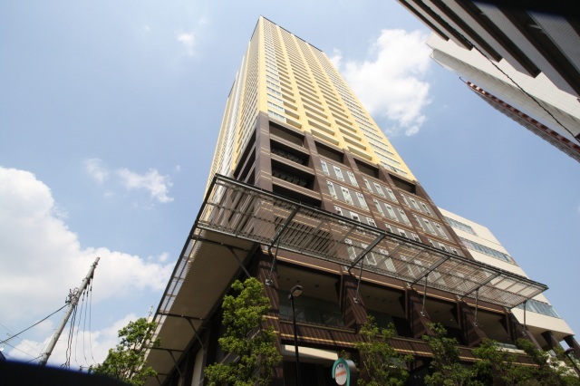 ステーションプラザタワーの外観