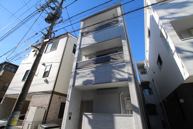 M-SQUARE
