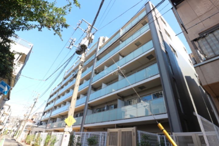 エルフォルテ東日暮里の外観