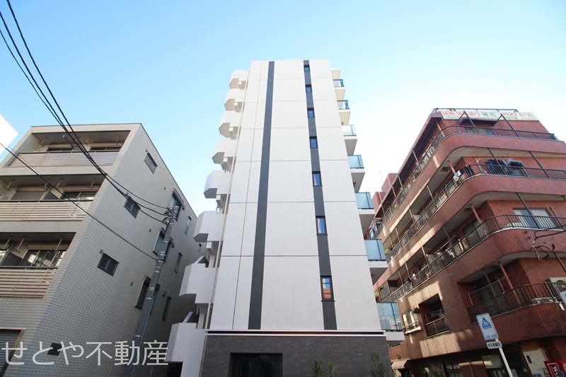 ドゥーエ日暮里IIIの外観