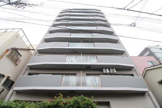 プライムアーバン西日暮里の外観