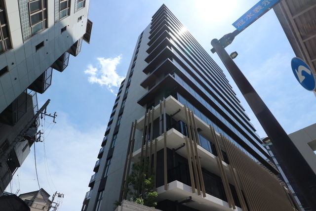 ONE ROOF RESIDENCE NISHINIPPORIの外観