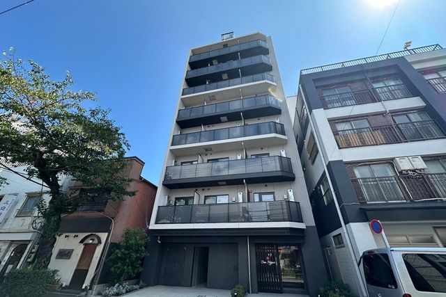 ドゥーエ日暮里の外観