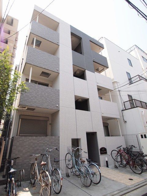 グランドール日暮里の外観