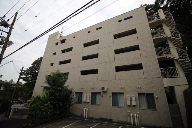 コートブリーズ根津の外観
