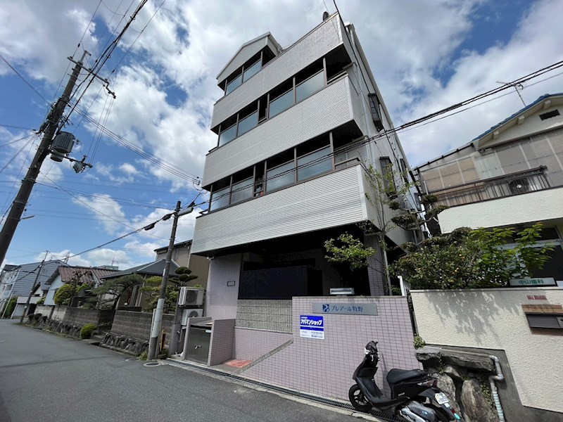 プレアール牧野