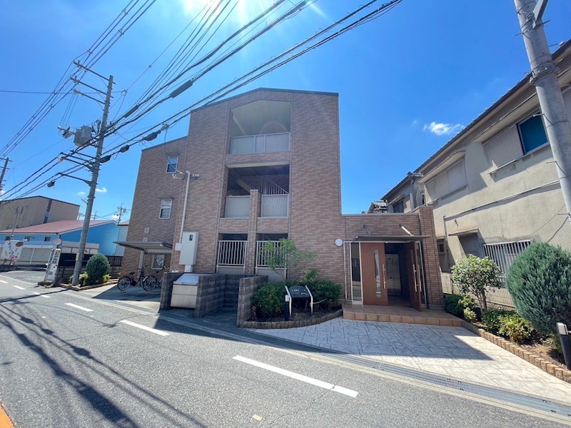 エストレージャ