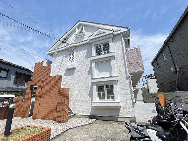 レオパレスアイシー