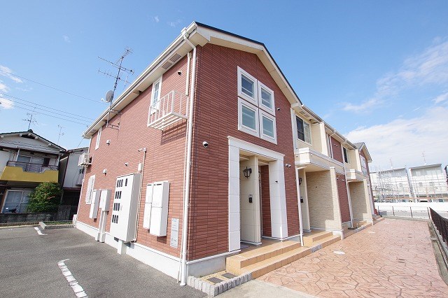 グレイスメゾン郡津