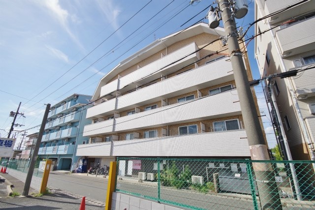 シャンテー中宮III