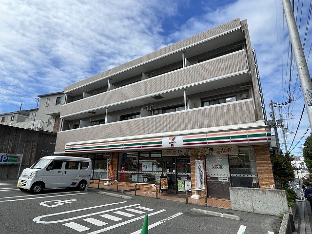 カリーノカサメント東中振